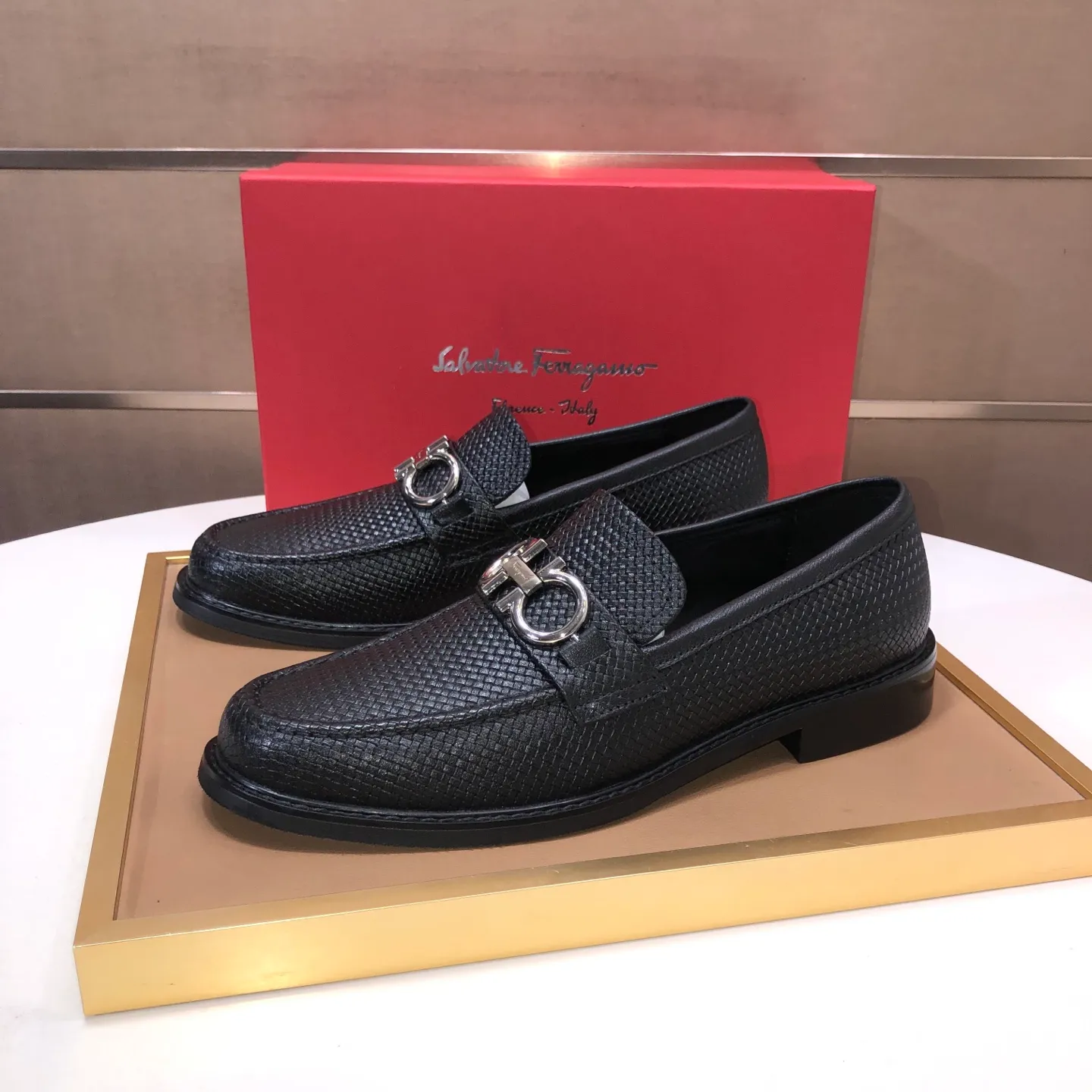 Men's shoes 💰460💰[Ferragamo/Ferragamo] The latest model in the counter. Original imported high-quality cowhide with open sides + imported sheep lining + original luxury metal buckle + original combination outsole. Comparison without pressure 38–44🎉